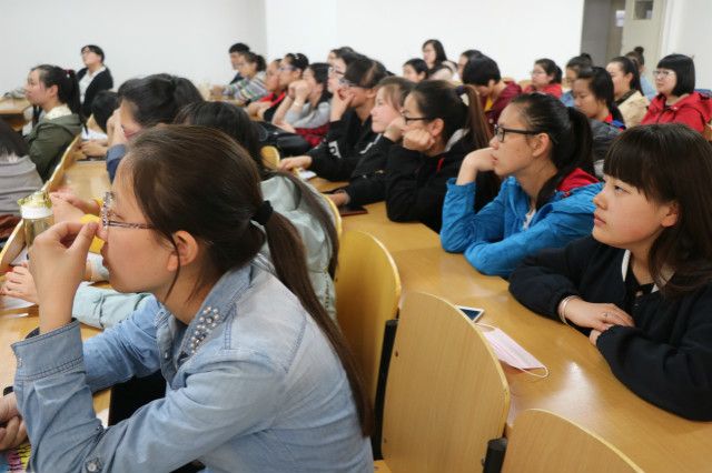 行走在路上的青春礼赞 ——外语系三月学长计划之“外语情 国际行”