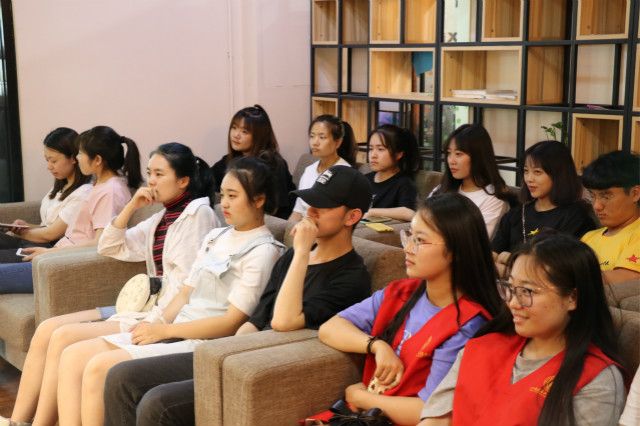 经验交谈 分享四六级心得——外语系第十九届外语加油站之专四