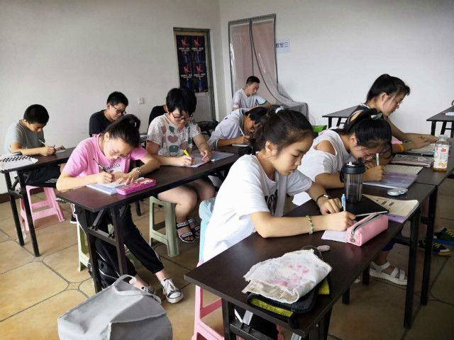 一路同行 爱满红光——外语系学子三下乡纪实(四)