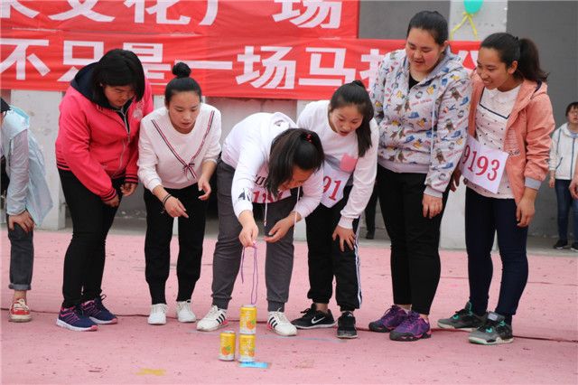 人生各自精彩 关键在于抉择 ——第70期乌马河周末文化广场之人生不只是一场马拉松